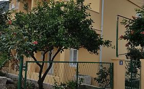 Apartments Viganj